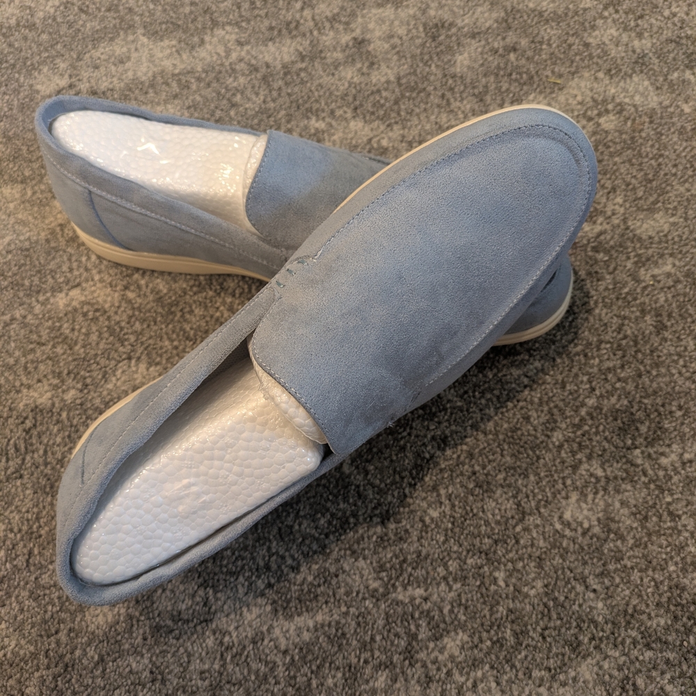 MENS OLD MONEY BLUE SUEDE LOAFER NEW WITH SHOE BAG